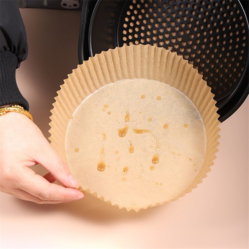 AIR FRYING PAN BAKING PAPER